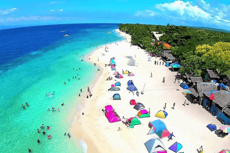White sand beach in Moalboal