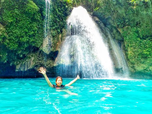 カワサン滝を身体で感じる滝行も人気！