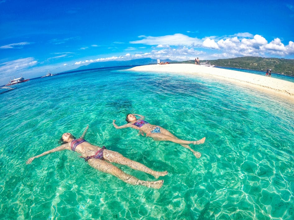 セブ島で海が一番綺麗な離島、スミロン島へ ホワイトビーチを訪れ、熱帯魚とも泳ごう！